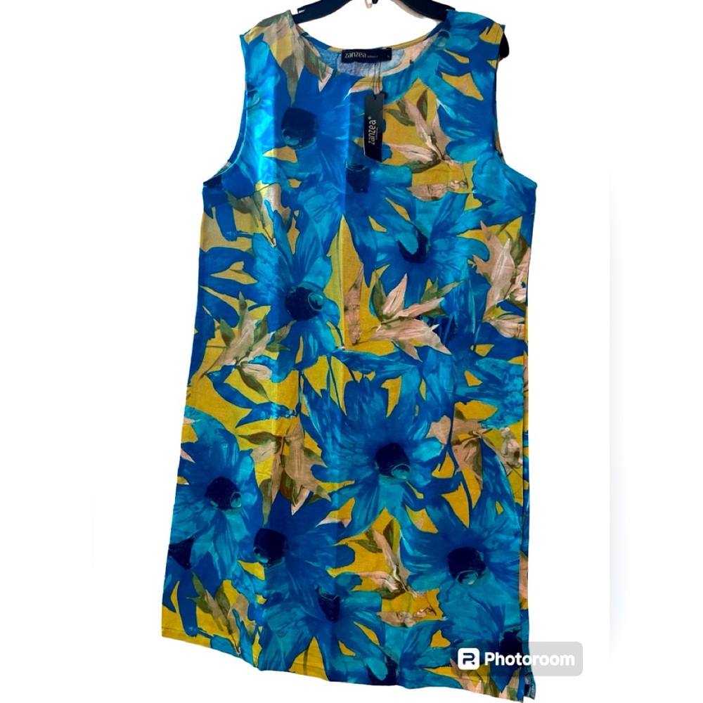 PRINT COTTON DRESS. NWT